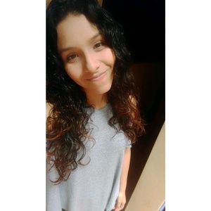 Meet your Posher, Vanesa
